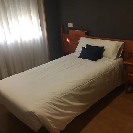 Hostal Imaginatelo Carrascosa del Campo Luaran gambar