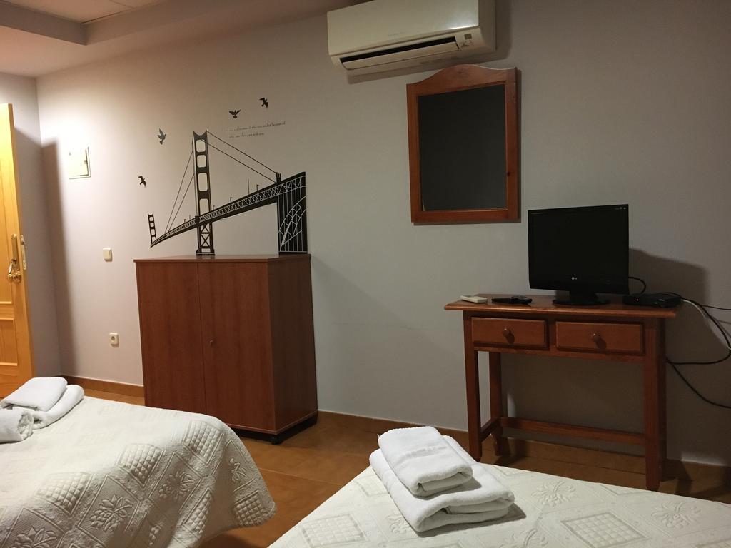 Hostal Imaginatelo Carrascosa del Campo Luaran gambar